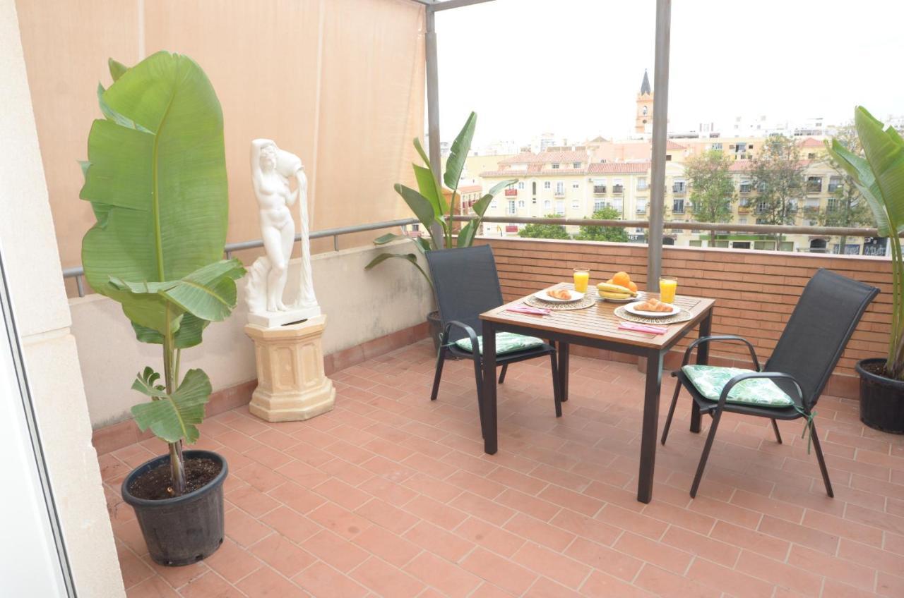 Habitacion Grande Con Terraza Privada, Malaga Centro Exterior photo